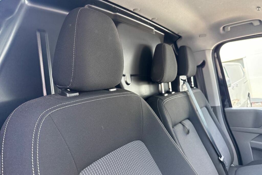 Volkswagen Transporter Commerce Plus White #20