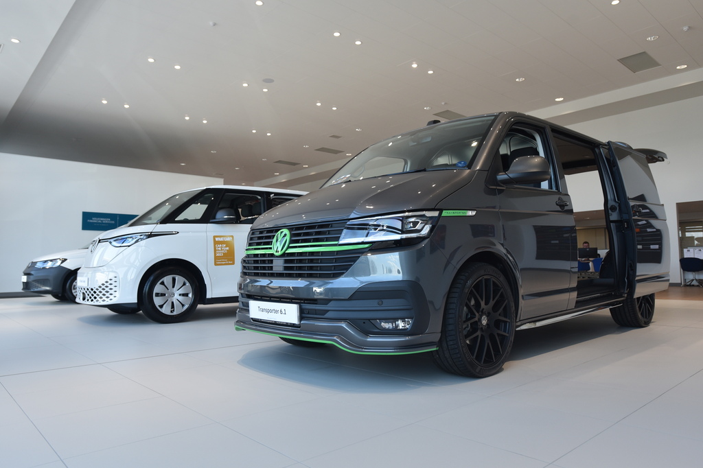Volkswagen Transporter Commerce Plus White #36