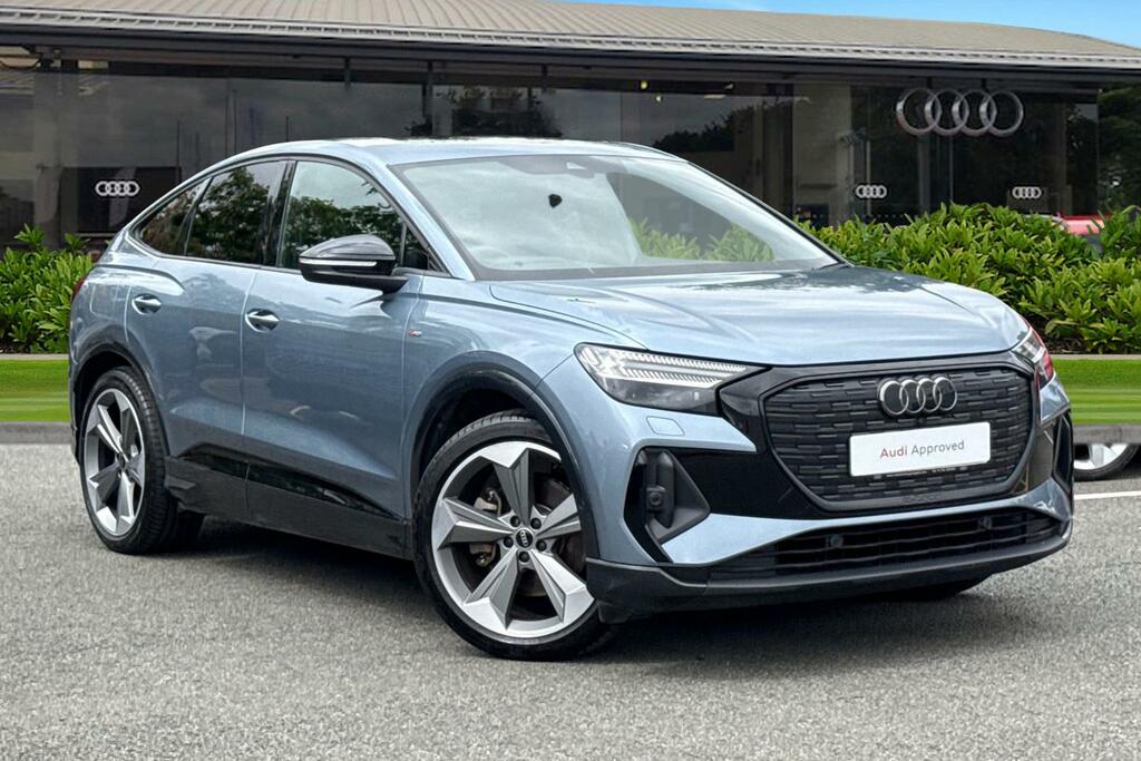 Audi Q4 E Tron Q4 Sportback Black Edition 45 E-tron Quattro 210,0 RO74VDJ Blue