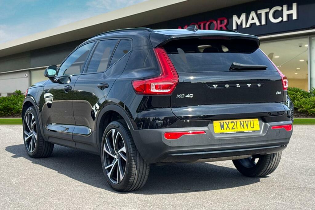 Volvo XC40 2.0 B4 Mhev R-design Pro Euro 6 Ss Black #2