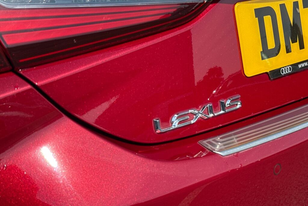 Lexus ES 300H 2.5 Cvt Premium Pack #24