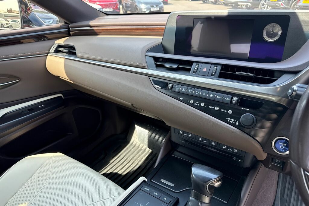 Lexus ES 300H 2.5 Cvt Premium Pack #19