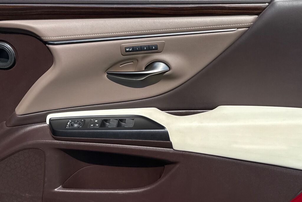 Lexus ES 300H 2.5 Cvt Premium Pack #20
