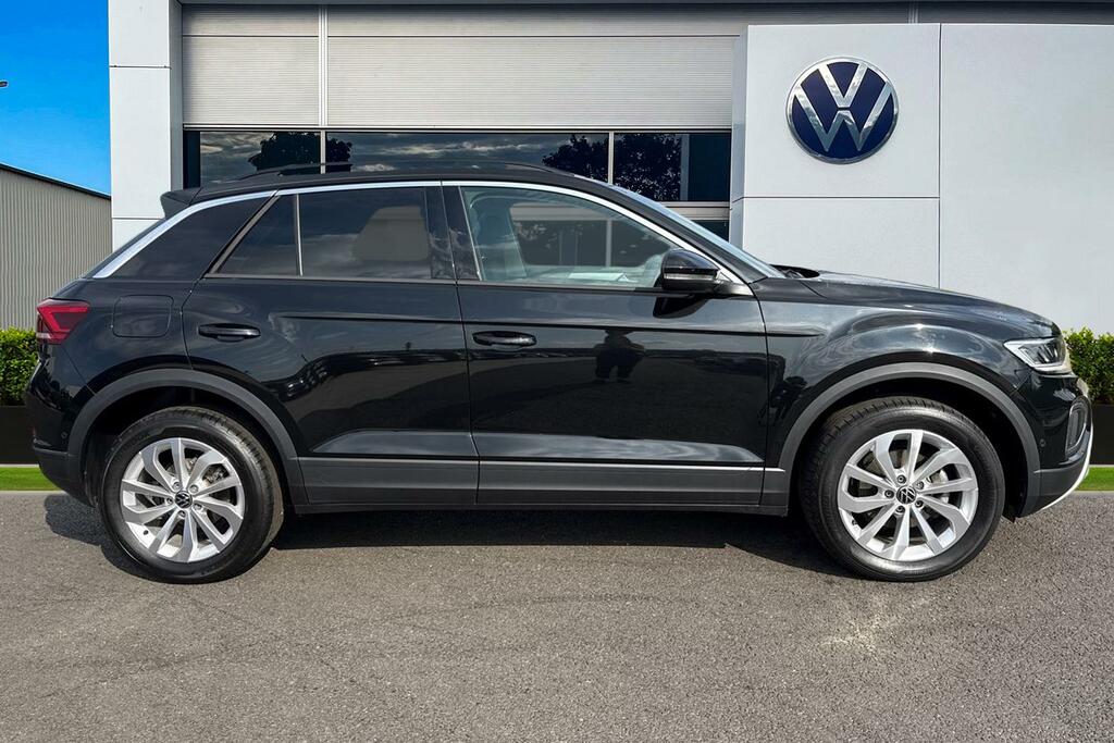 Volkswagen T-Roc 1.5 Tsi Match Dsg GL75JFX Black #3