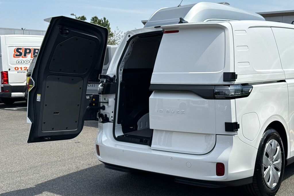 Volkswagen ID.Buzz 210Kw Commerce 79Kwh White #37