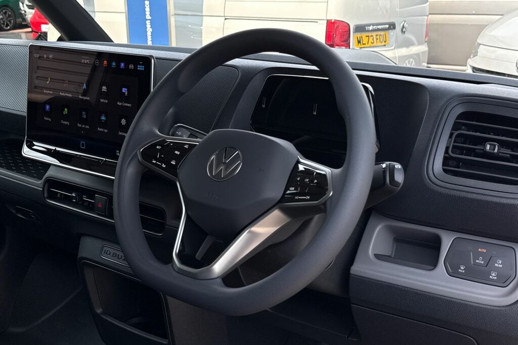Volkswagen ID.Buzz 210Kw Commerce 79Kwh White #17