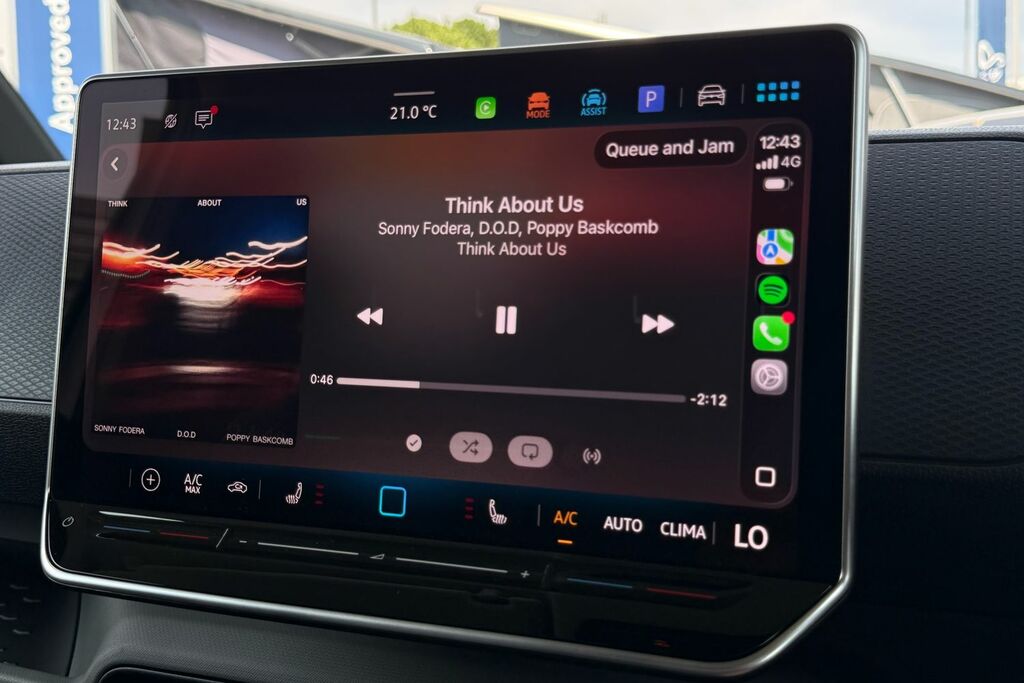 Volkswagen ID.Buzz 210Kw Commerce 79Kwh White #54