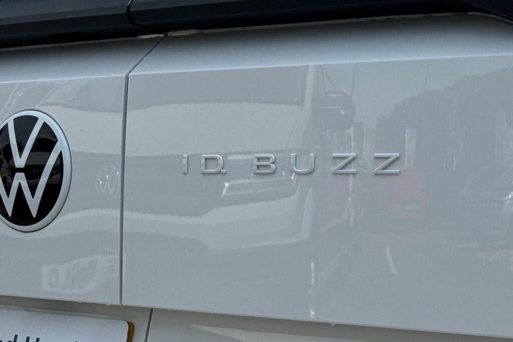 Volkswagen ID.Buzz 210Kw Commerce 79Kwh White #35