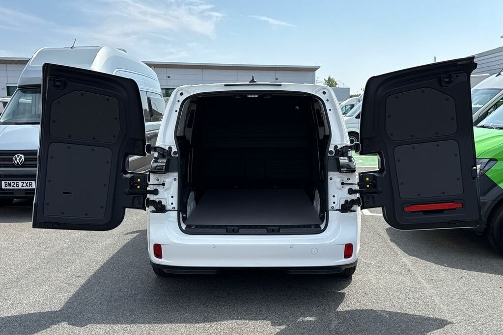 Volkswagen ID.Buzz 210Kw Commerce 79Kwh White #38