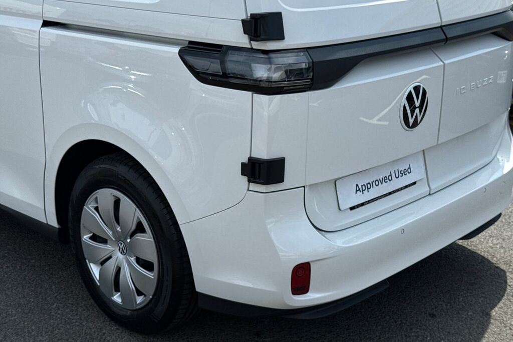 Volkswagen ID.Buzz 210Kw Commerce 79Kwh White #7