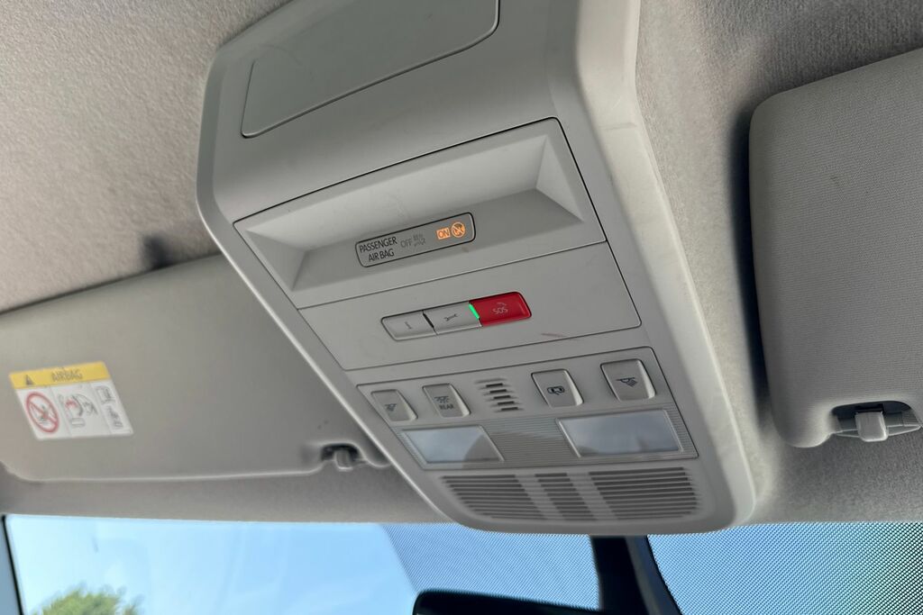 Volkswagen Transporter Highline Black #38