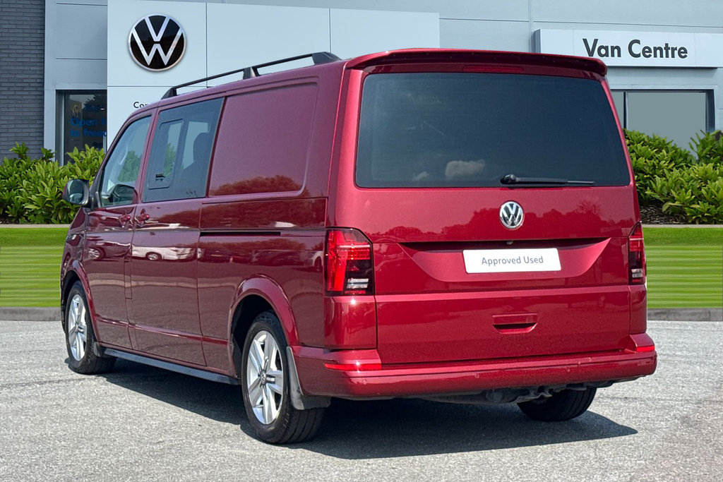Volkswagen Transporter 2.0 Bitdi 199 Highline Kombi Van Dsg Red #2