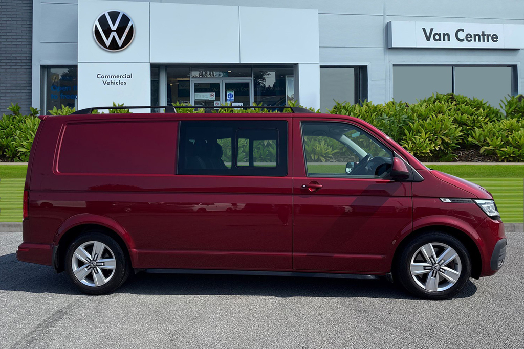 Volkswagen Transporter 2.0 Bitdi 199 Highline Kombi Van Dsg Red #3