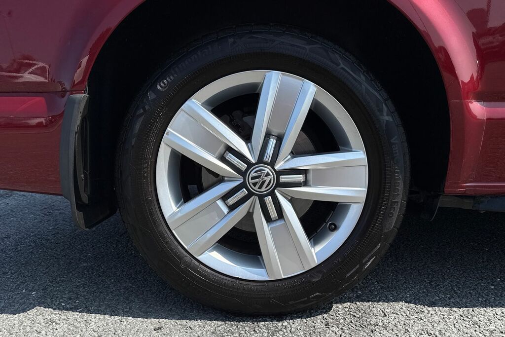 Volkswagen Transporter Highline Black #10