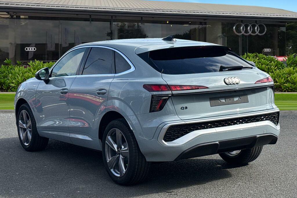 Audi Q3 S Line Tfsi 150 Ps S Tronic Grey #2