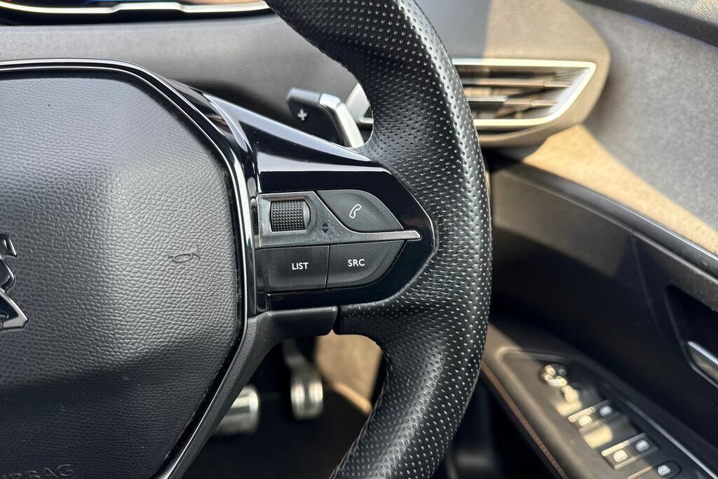 Peugeot 3008 1.5 Bluehdi Gt Black #39
