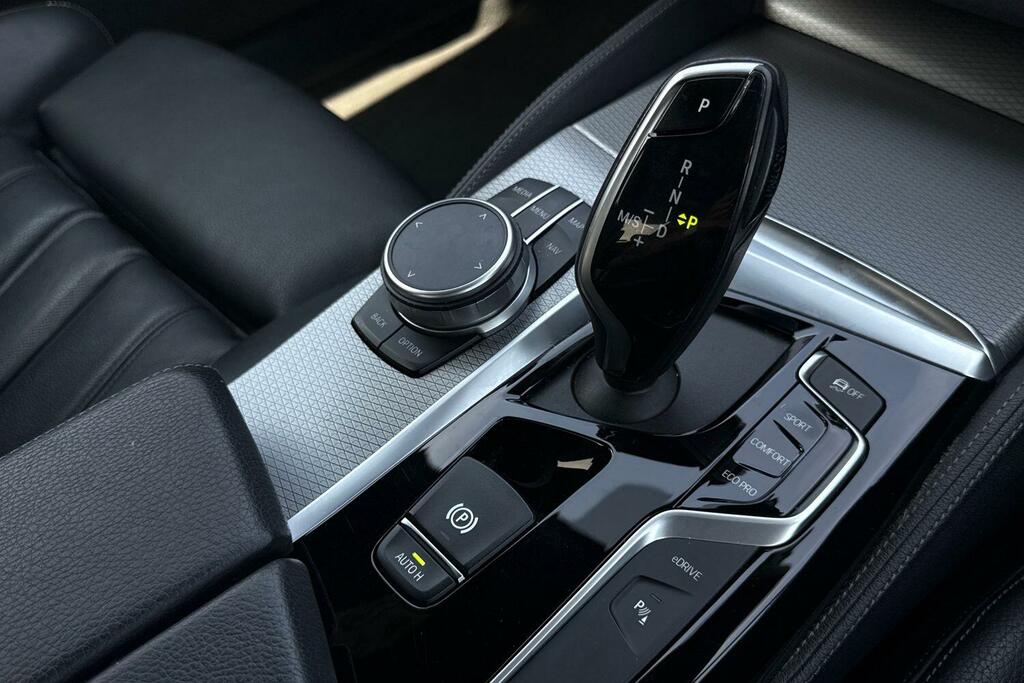 BMW 5 Series  Blue #19