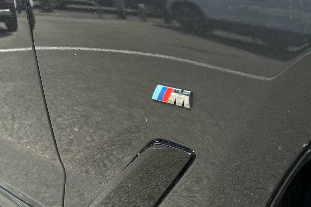 BMW 5 Series  Blue #26