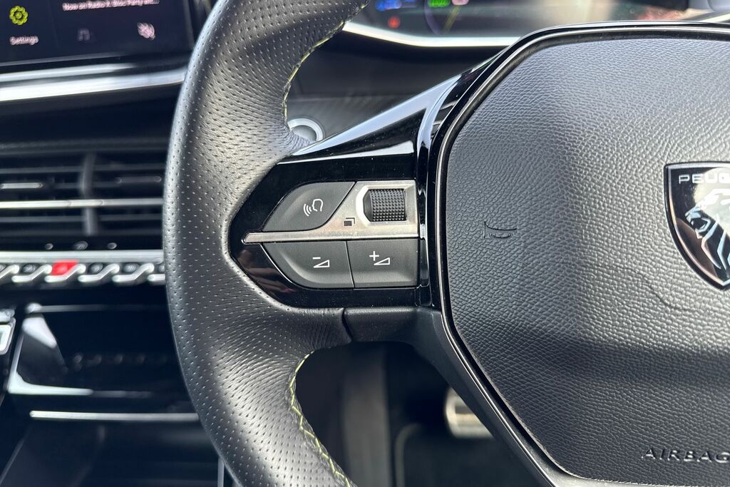 Peugeot e-2008 2008 Gt Ev Black #38