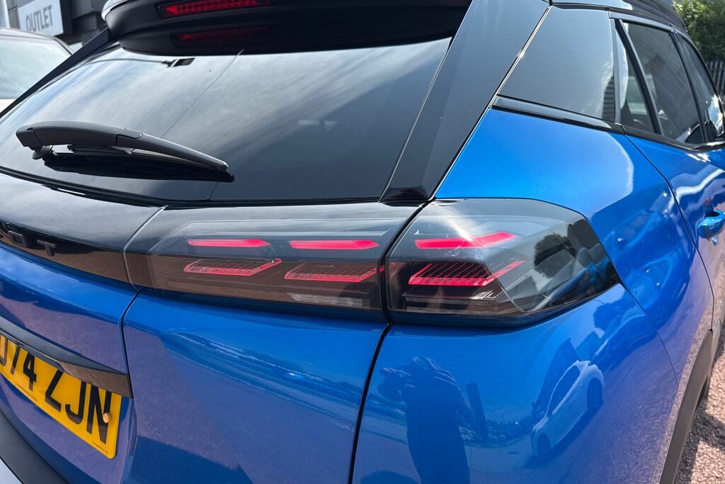 Peugeot e-2008 2008 Gt Ev Black #7