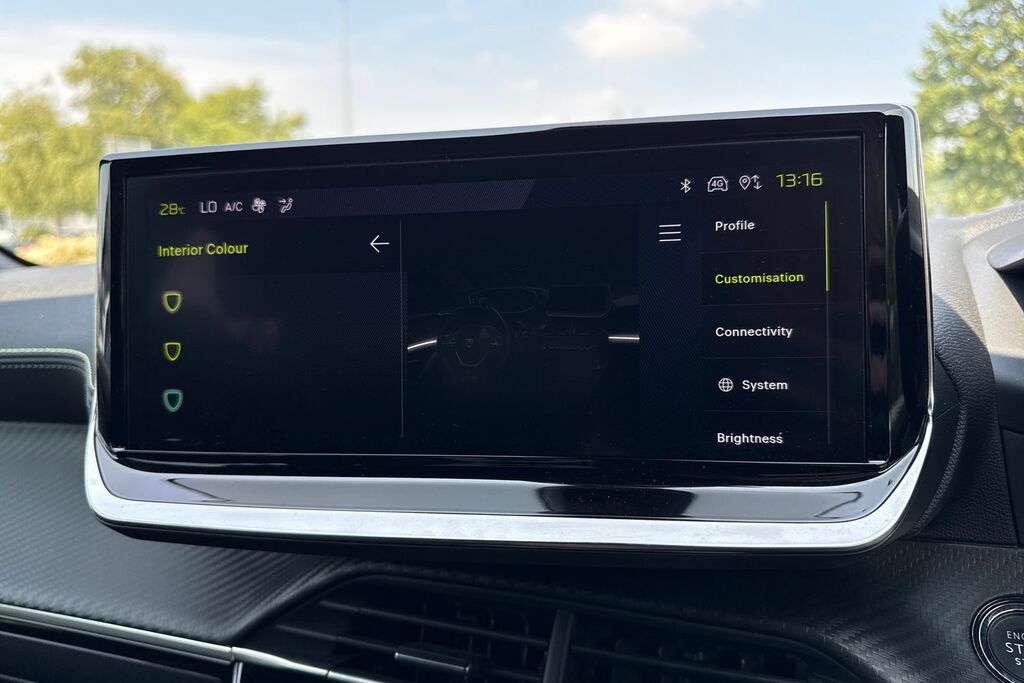 Peugeot e-2008 2008 Gt Ev Black #52