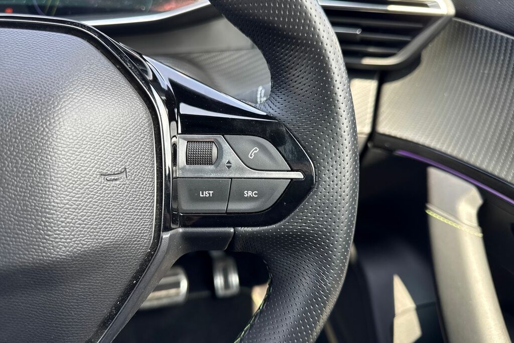 Peugeot e-2008 2008 Gt Ev Black #39