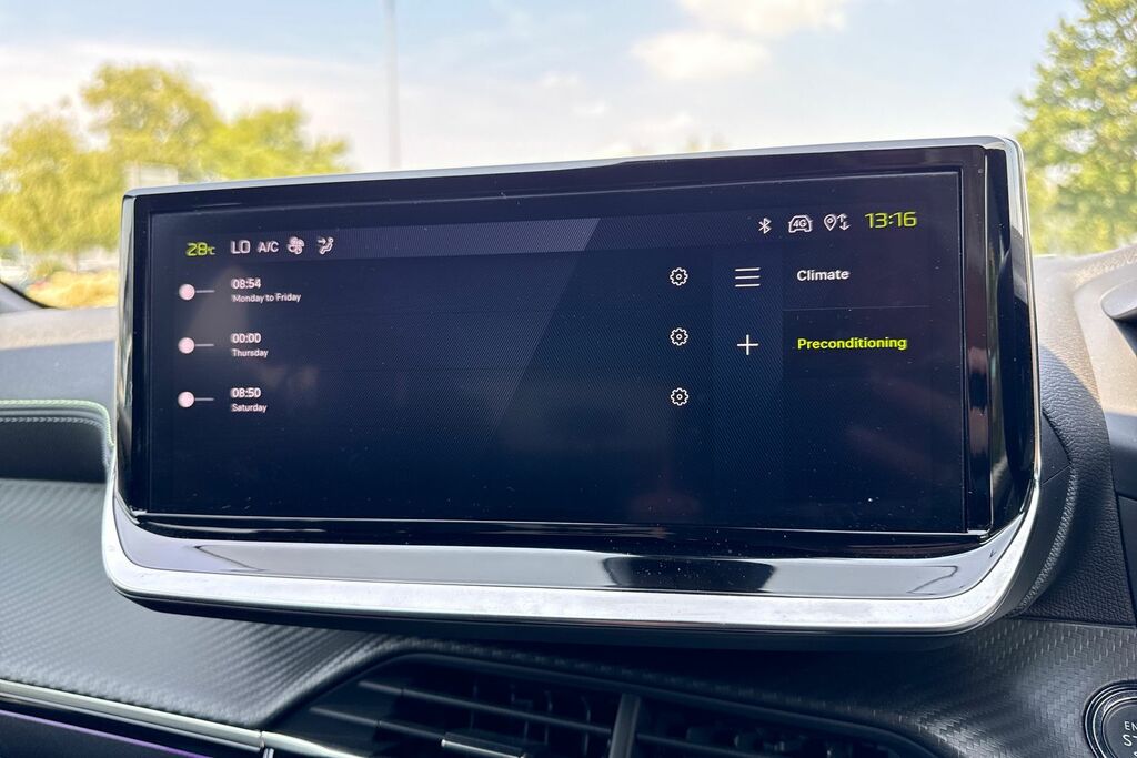 Peugeot e-2008 2008 Gt Ev Black #50