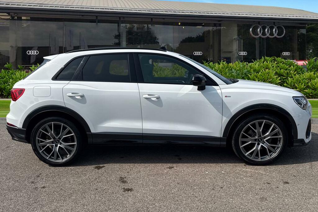Audi Q3 Vorsprung 35 Tfsi 150 Ps S Tronic DG19ZPM White #3