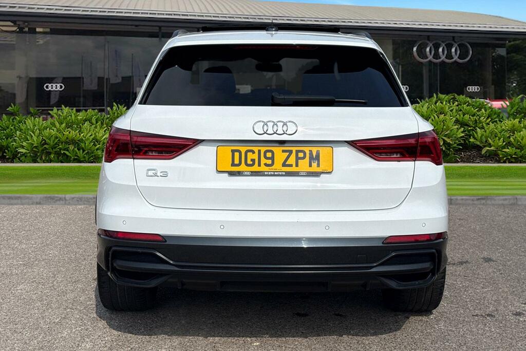 Audi Q3 Vorsprung 35 Tfsi 150 Ps S Tronic DG19ZPM White #4
