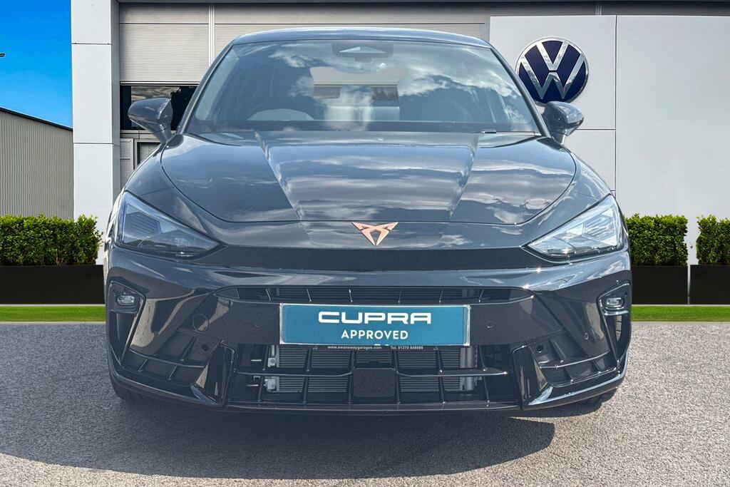 Cupra Leon 1.5 Tsi 150 V1 Delivery Mileage Black #5