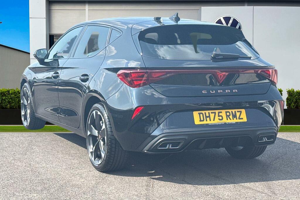 Cupra Leon 1.5 Tsi 150 V1 Delivery Mileage Black #2