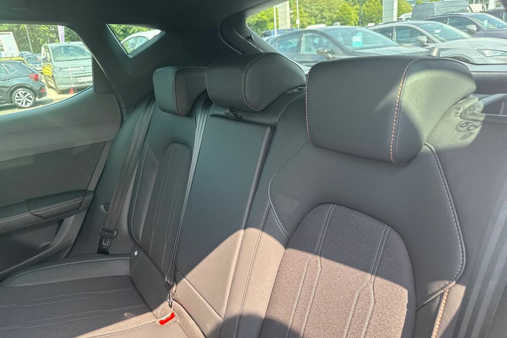 Cupra Leon Cupra Leon Estate 1.5 Etsi 150 V3 Dsg Blue #18