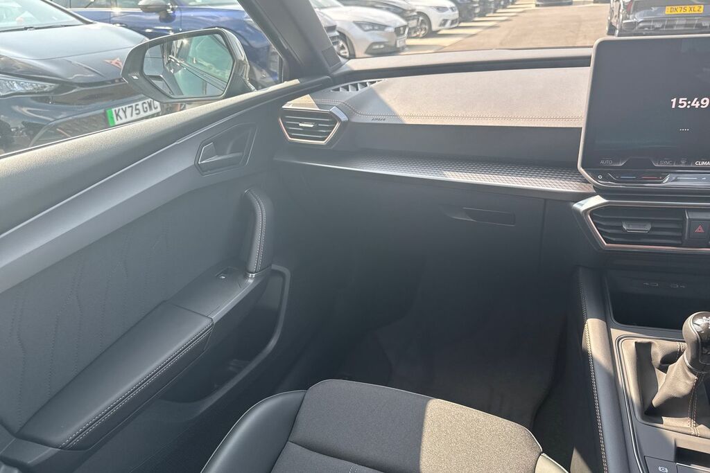 Cupra Leon Cupra Leon Estate 1.5 Etsi 150 V3 Dsg Blue #19