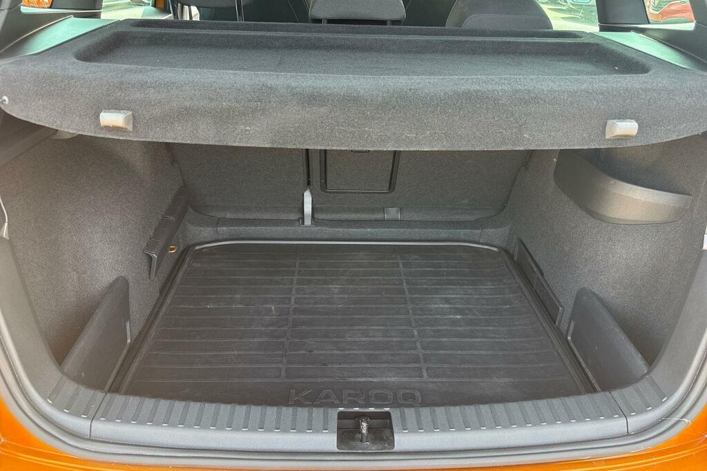 Skoda Karoq Se L Black #9