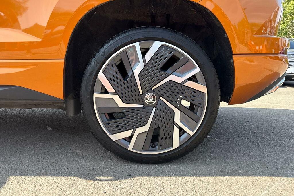Skoda Karoq Se L Black #23
