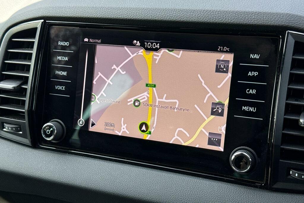 Skoda Karoq Se L Black #11