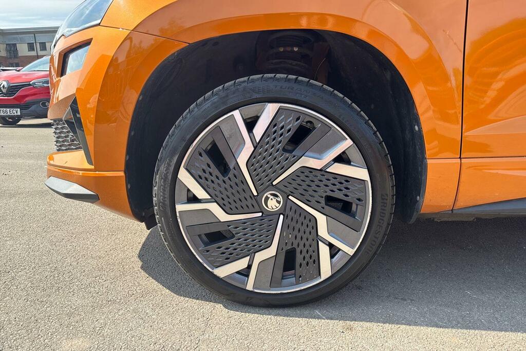 Skoda Karoq Se L Black #22