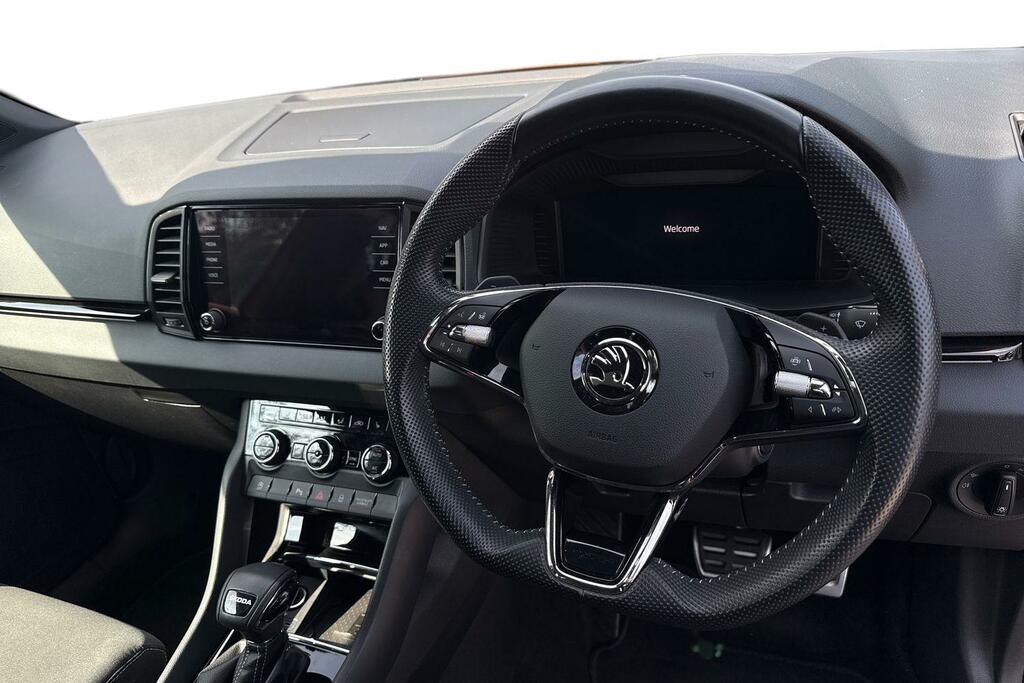 Skoda Karoq Se L Black #12