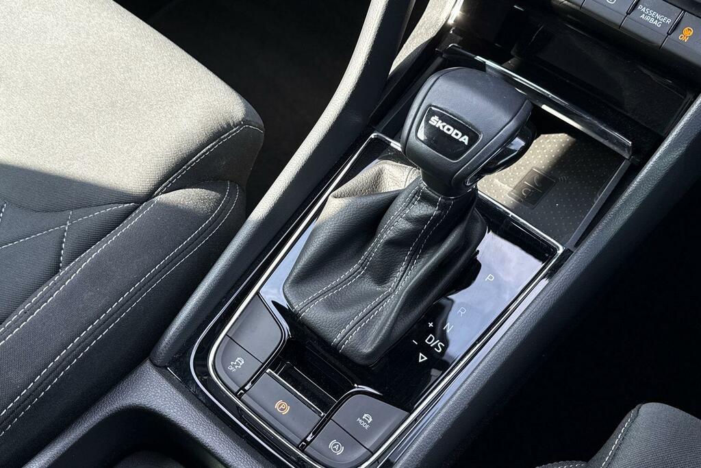 Skoda Karoq Se L Black #19