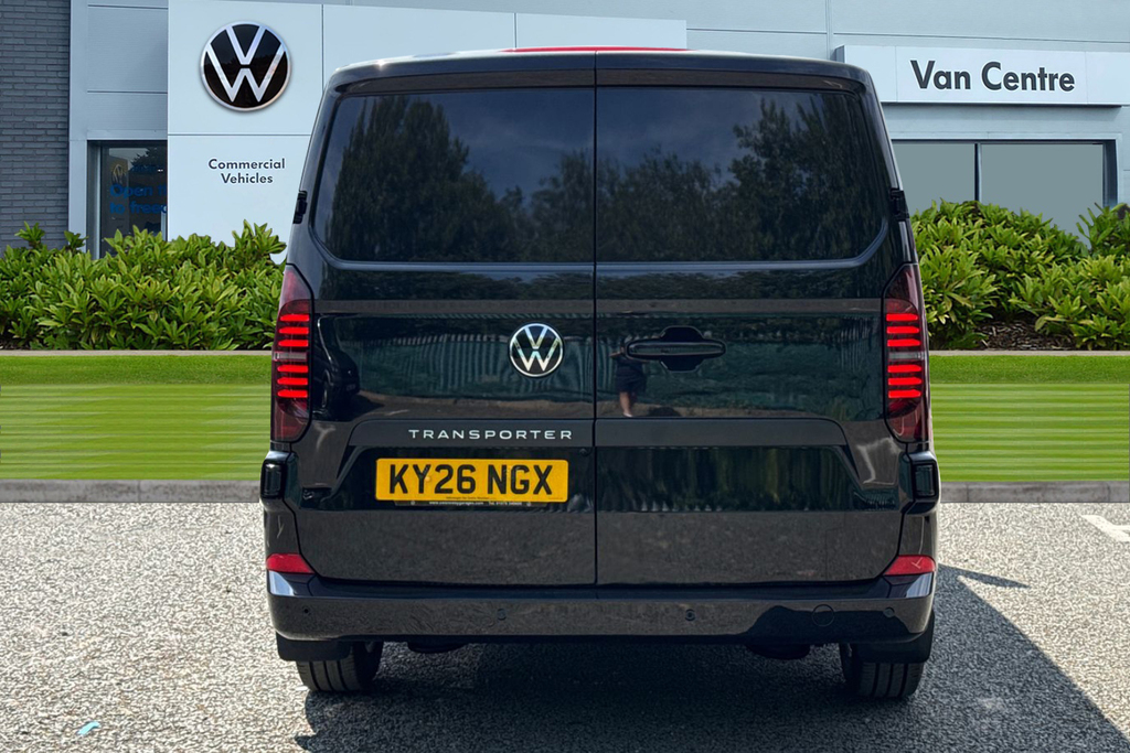 Volkswagen Transporter 2.0 Tdi T28 Commerce Pro Fwd Swb Euro 6 Ss Black #4