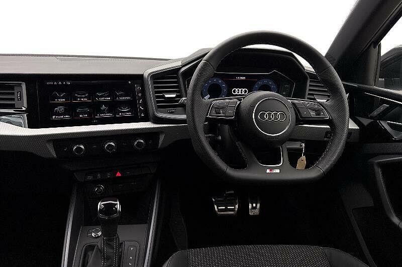 Audi A1 Black Edition 35 Tfsi 150 Ps S Tronic Grey #2