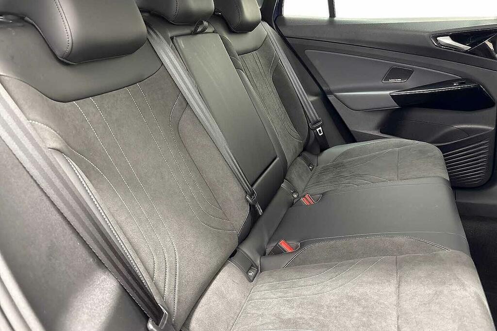 Volkswagen ID.5 Match Black #9