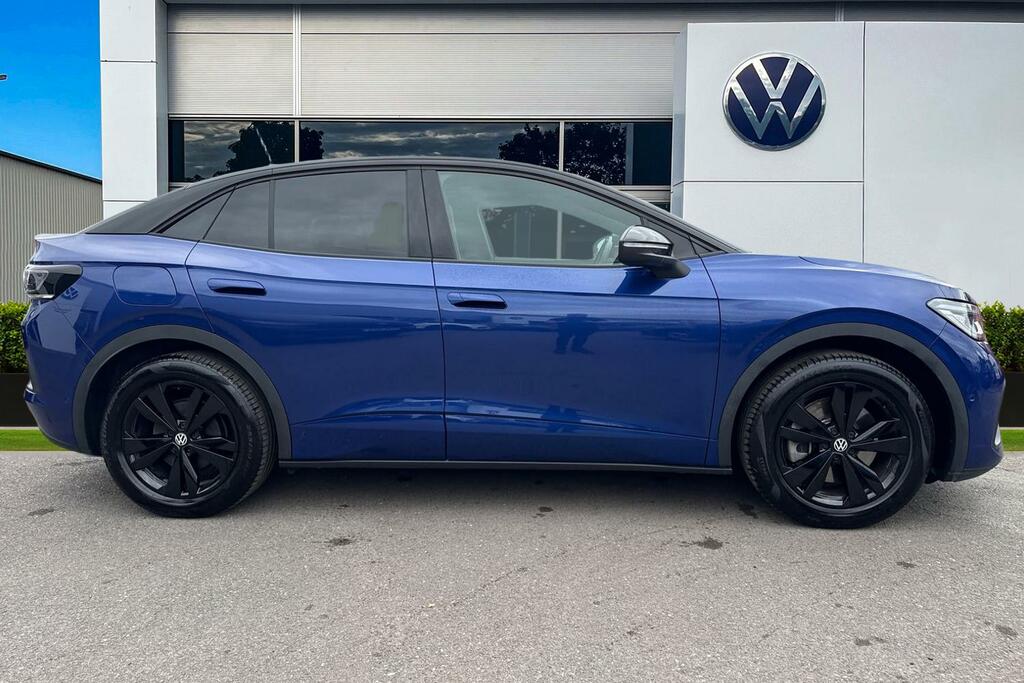 Volkswagen ID.5 210Kw Black Edition Pro 77Kwh Heat Pump, KR75HVG Blue #3