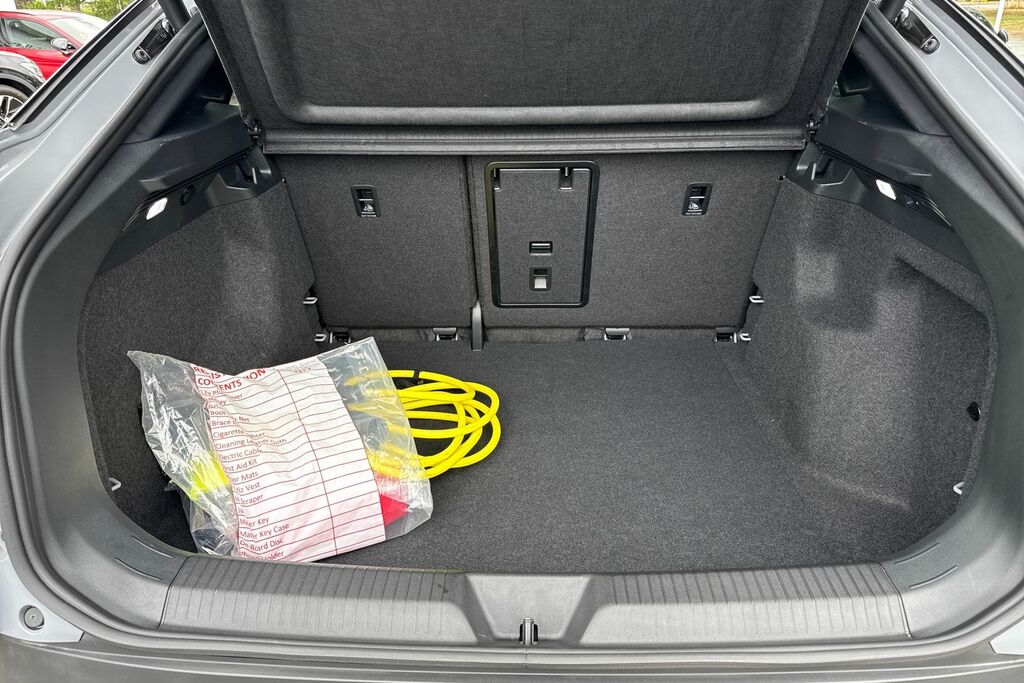 Volkswagen ID.5 210Kw Black Edition Pro 77Kwh Tow Bar, Infotainme Grey #6
