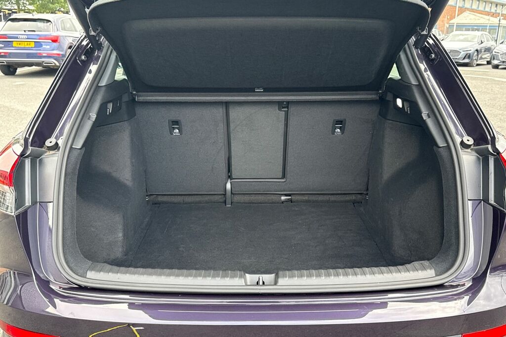 Audi Q4 E Tron Q4 Sport 40 E-tron 150,00 Kw KR75YPW Purple #6