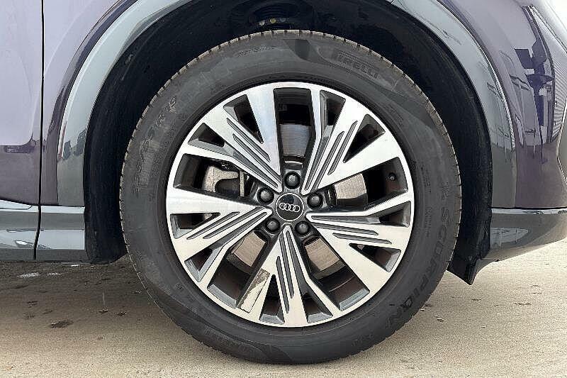 Audi Q4 E Tron 150Kw 40 63Kwh Sport Leather Purple #4