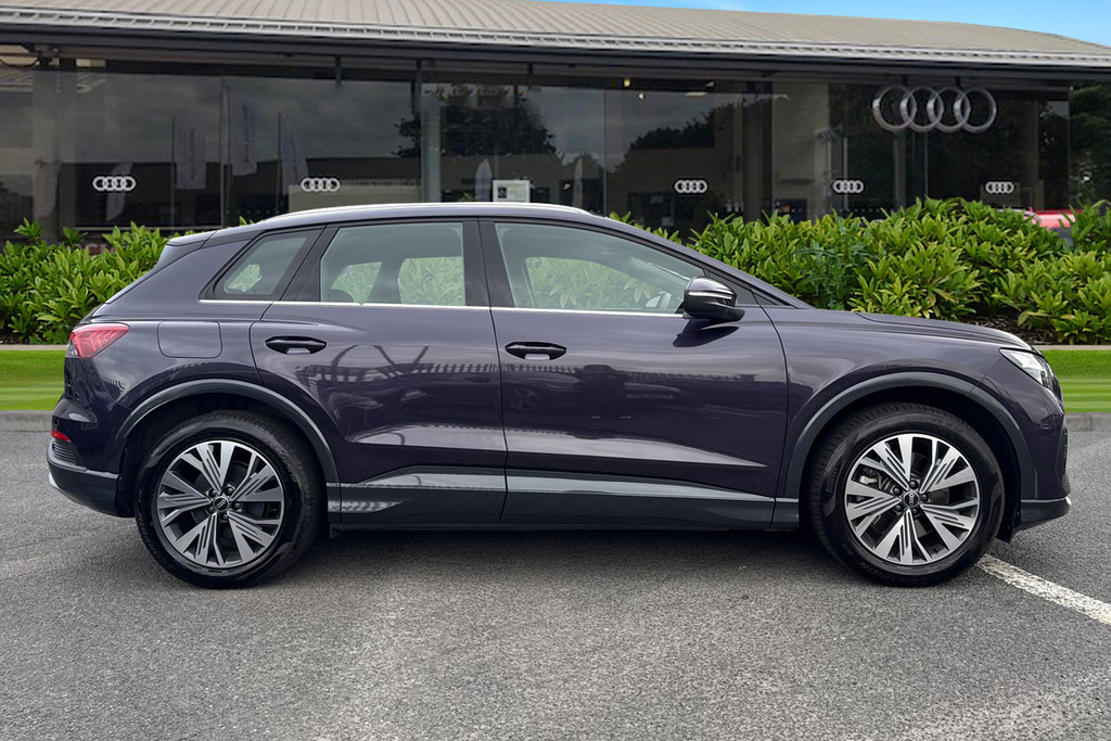 Audi Q4 E Tron Q4 Sport 40 E-tron 150,00 Kw KR75YPW Purple #3