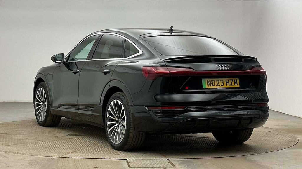 Audi Q8 e tron Sportback S Line 55 E-tron Quattro 300,00 Kw Black #3