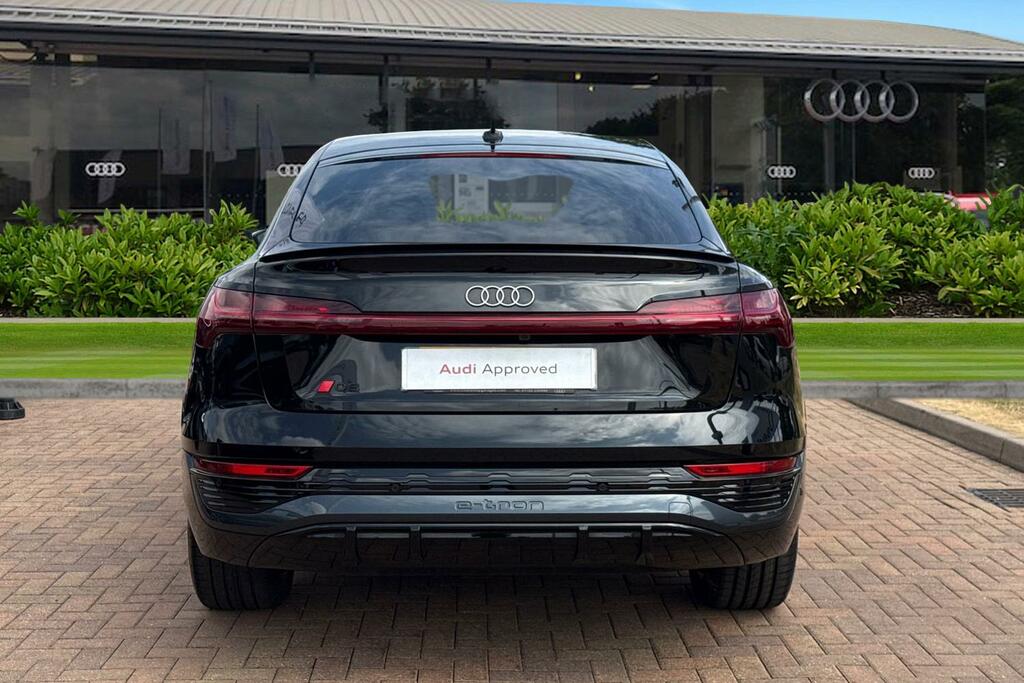 Audi Q8 e tron Sportback S Line 55 E-tron Quattro 300,00 Kw Black #4