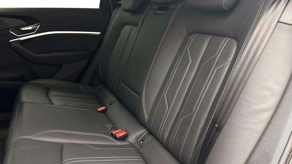 Audi Q8 e tron Sportback Launch Edition 55 E-tron Quattro 300,00 Grey #7